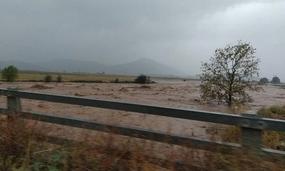 Κακοκαιρία Ιανός: Αγνοείται ζευγάρι ηλικιωμένων